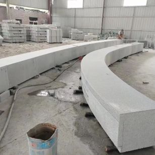 宿州芝麻白花岗岩石板材 园林光面弧形坐凳