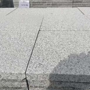 宿州 白麻花岗岩石材推荐 荔枝面地铺石