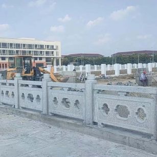 宿州 白麻花岗岩荔枝面河道栏杆