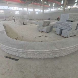 宿州 芝麻白异形坐凳，自然面光面弧形加工