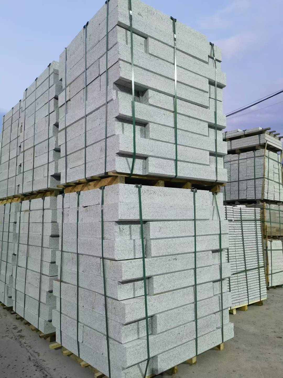 宿州 芝麻白花岗岩路沿石，路缘石，路肩石，道牙，立缘石，马路牙子，街沿石，侧石等