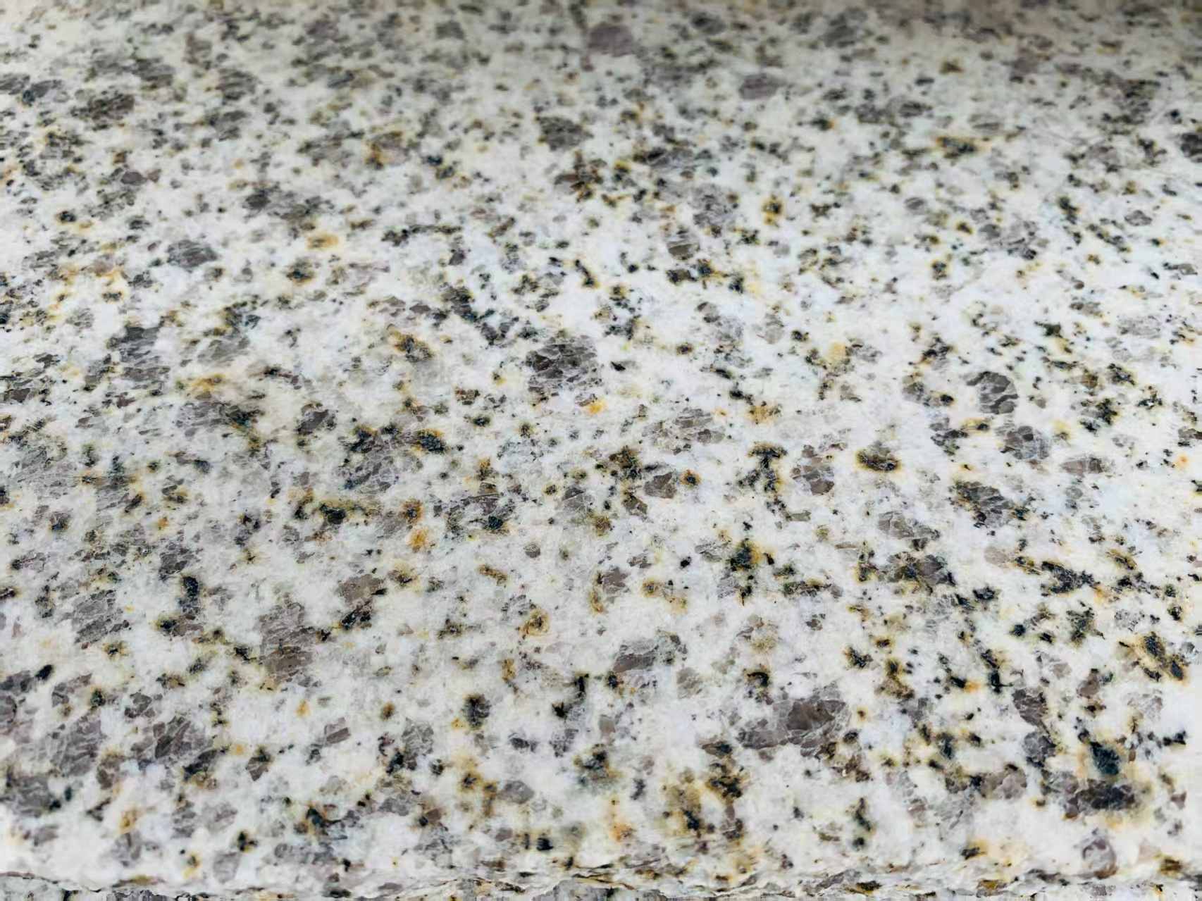 宿州 黄金麻花岗岩石材浅黄光面