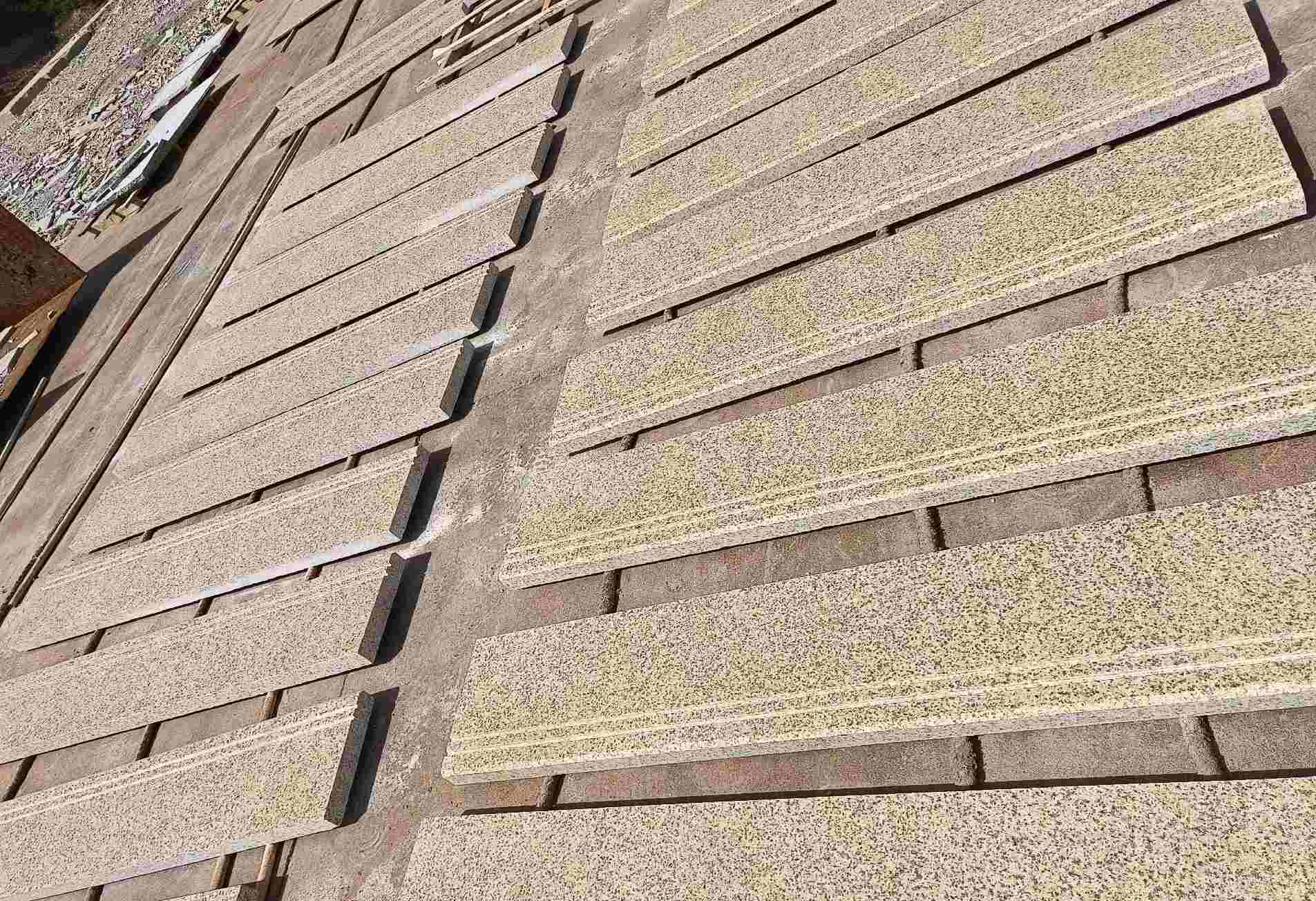 宿州 黄金麻花岗岩光面楼梯踏步