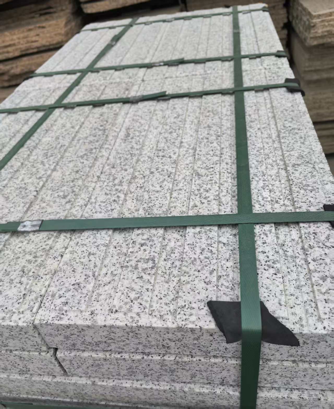 宿州 白麻花岗岩直行盲道石，盲条，地铺石